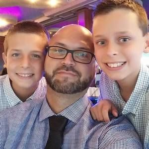 Meet your Posher, Aaron